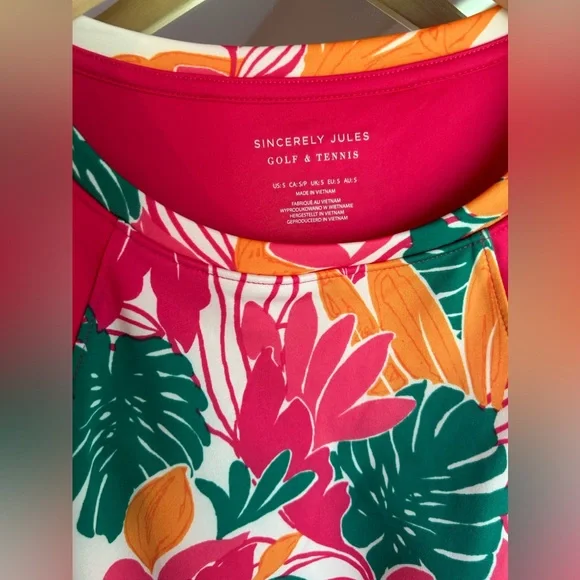 Sincerely Jules Golf & Tennis Floral Tank Top Shirt Size Small UPF 50 - Picture 3 of 5